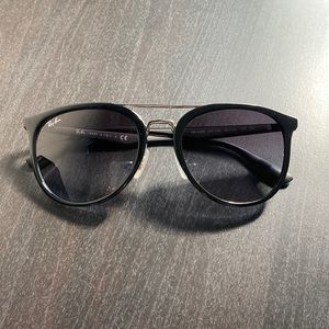 Ray Ban RB4285